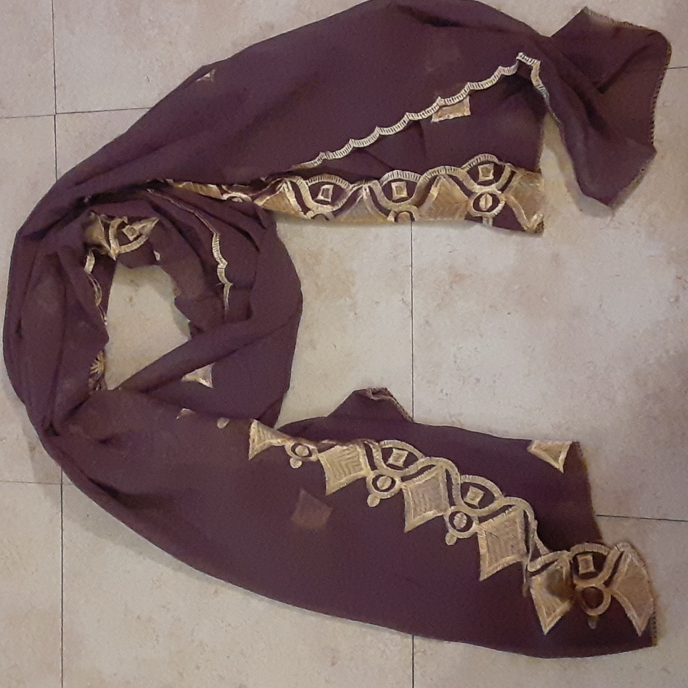 Beautiful shawl (new)